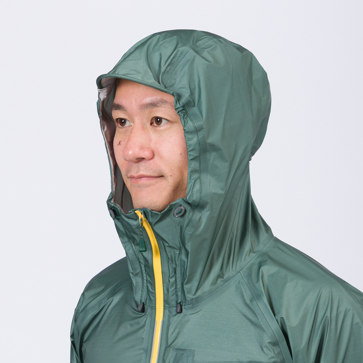 Montbell peak shell top
