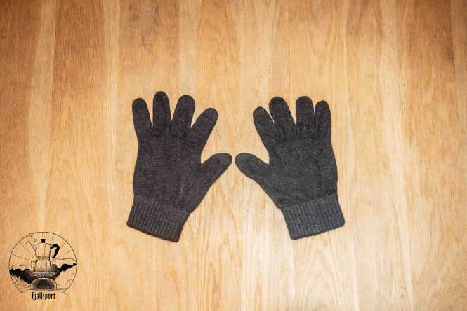 Conductive Possum Gloves