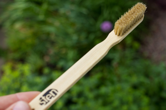 Sten Bamboo Boulder Brush